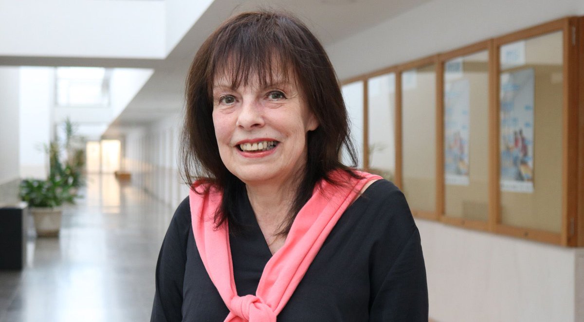 90 Segundos de Ciência (@90segundospt) on Twitter photo Bernardete Ribeiro da <a href="/FCTUC/">FCTUC</a> está a desenvolver o KYKLOS 4.0, uma iniciativa que visa tornar mais sustentáveis os processos de produção industriais.
buff.ly/4fxkB8R 
#90SegundosCiência Bernardete Ribeiro da <a href="/FCTUC/">FCTUC</a> está a desenvolver o KYKLOS 4.0, uma iniciativa que visa tornar mais sustentáveis os processos de produção industriais.
buff.ly/4fxkB8R 
#90SegundosCiência