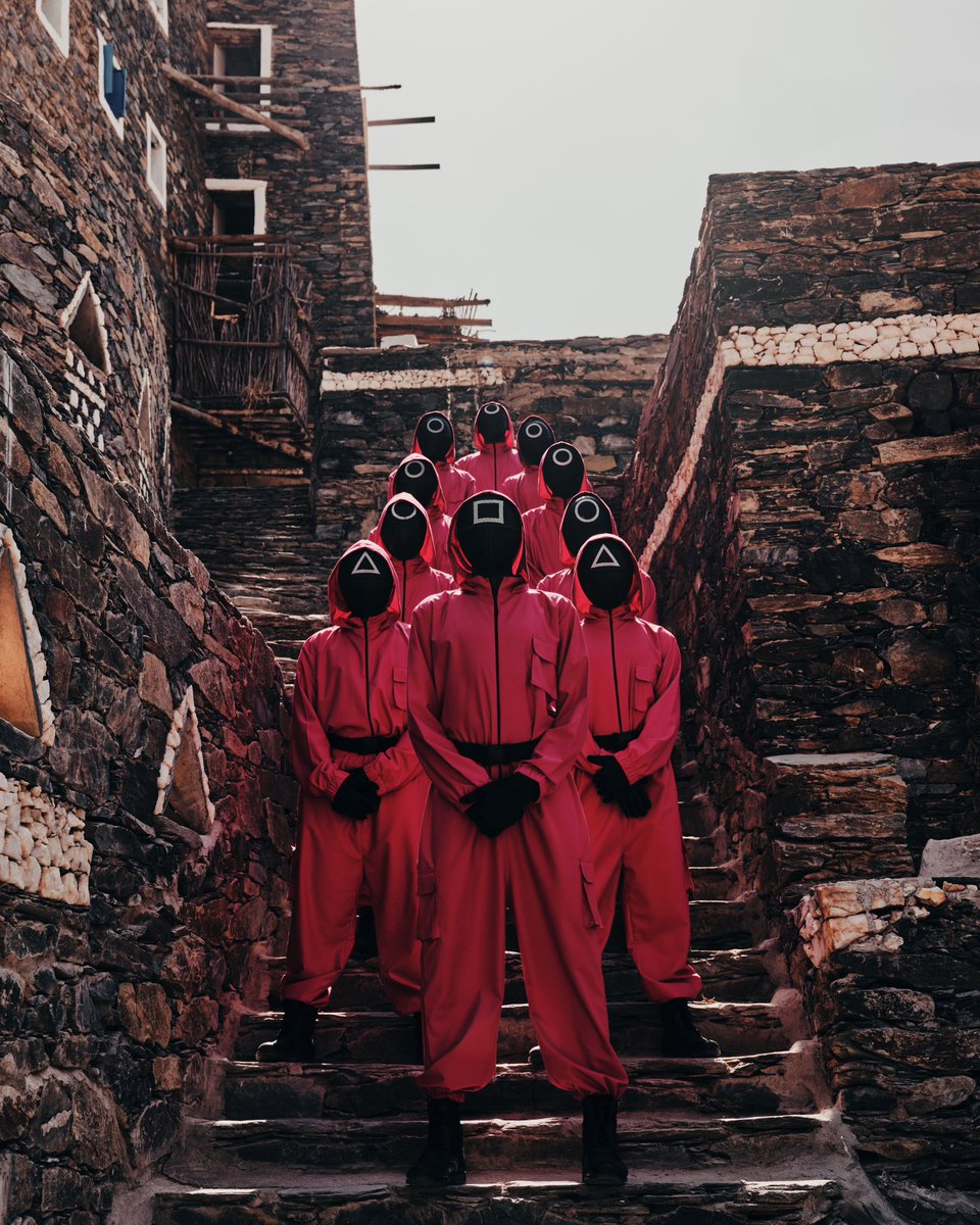 NetflixMENA's tweet image. حرّاس لعبة الحبّار يستكملون مشوارهم 🐙
المكان الحالي: رجال ألمع. 
الوجهة القادمة: مجهول. 

#لعبة_الحبّار_في_السعودية