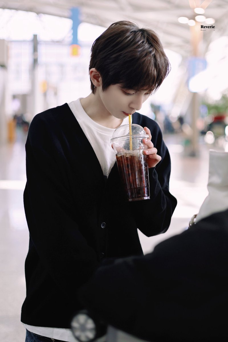 reverie0514's tweet photo. 241218 𝐈𝐂𝐍🛫𝐏𝐄𝐊

완전한 화보👍🏻

#YooGwanWoo #유관우 #刘冠佑
#StarlightBoys #스타라이트보이즈 #星光闪耀的少年 https://t.co/YcKntzGqF0