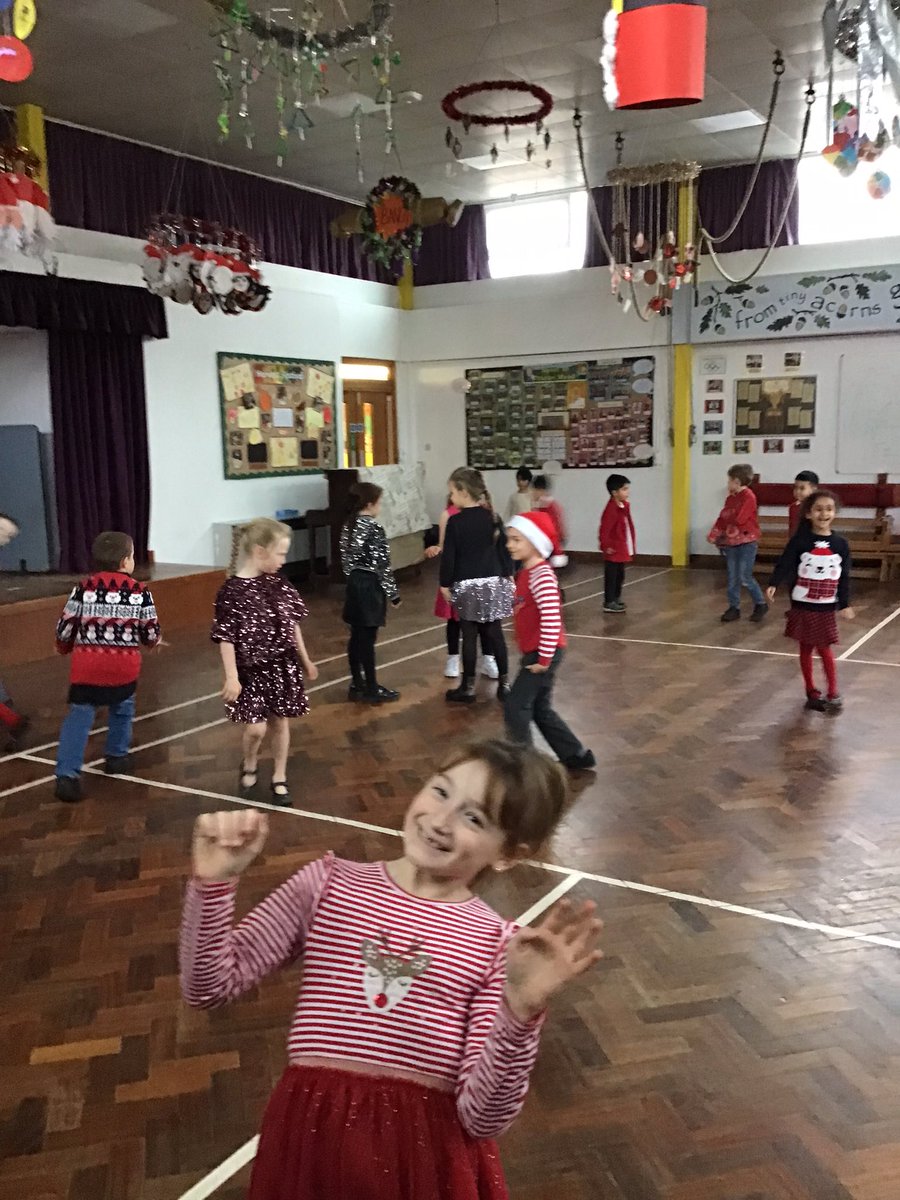 Year 2 Yorke Mead tweet media