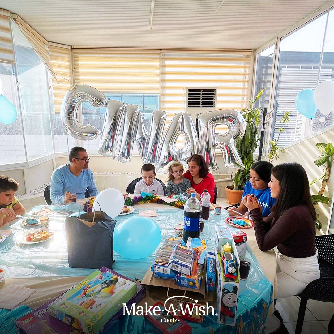 makeawishturkey's tweet photo. Çınar'ın dileği gerçek oldu!
Gönüllülerimizin özenle düzenlediği bu özel günde, Çınar'ın yüzündeki mutluluğu görmek hepimize büyük bir ilham oldu 💙 
✨ Sen de bir çocuğun hayalini gerçekleştirmesine destek olabilirsin!

🔗 Bağış Linkimiz: https://t.co/b9mfJObNKg https://t.co/qE9fDEve06