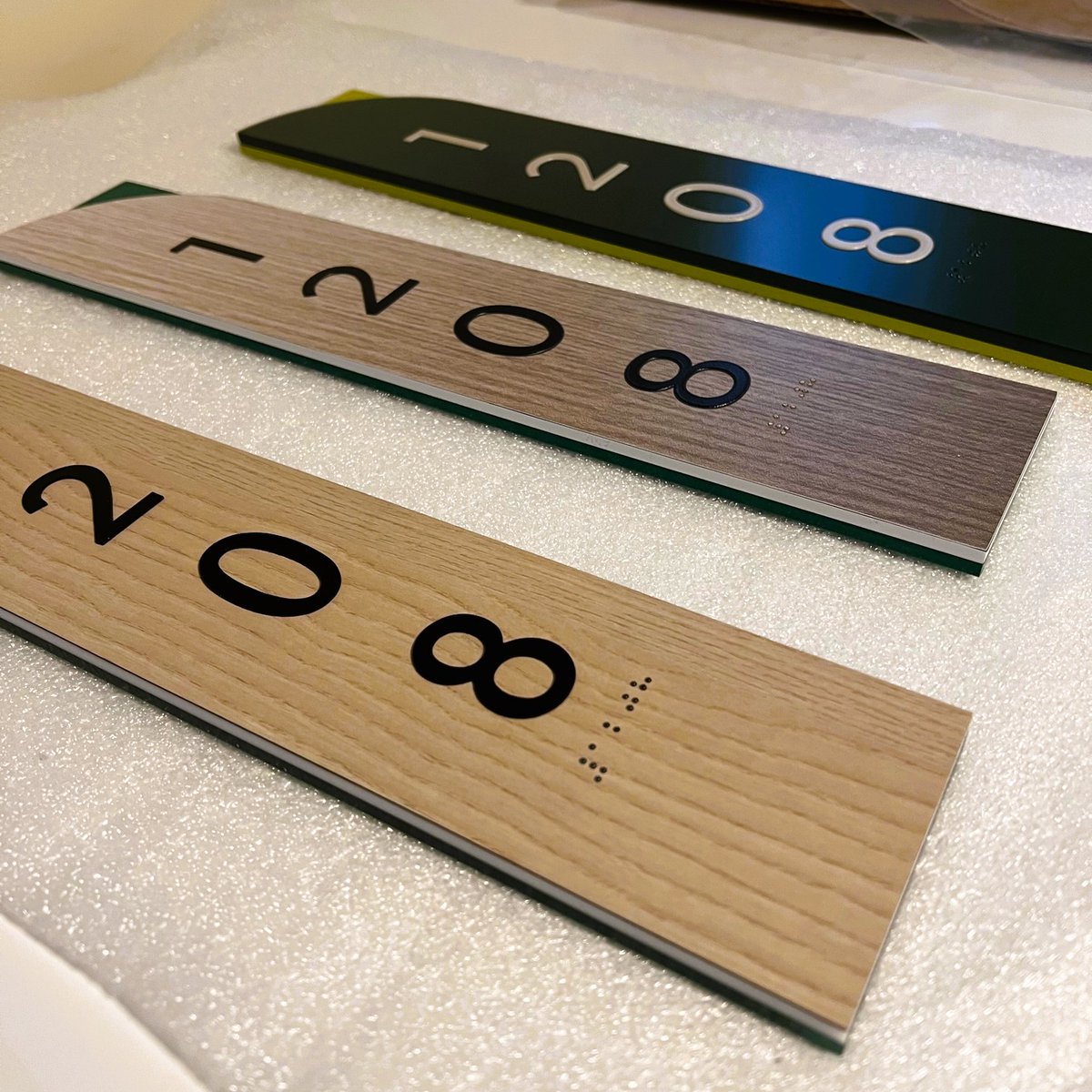 Divadisplaysinc's tweet image. Custom-Made ADA Signage with Real Wood &amp;amp; Laminate Faces

Crafted with precision and elegance, our ADA-compliant signage combines functionality with aesthetic appeal.

📞 Call 301-798-2717 for a consultation today!

#CustomSignage #ADASolutions #WoodLaminate #AccessibleDesign