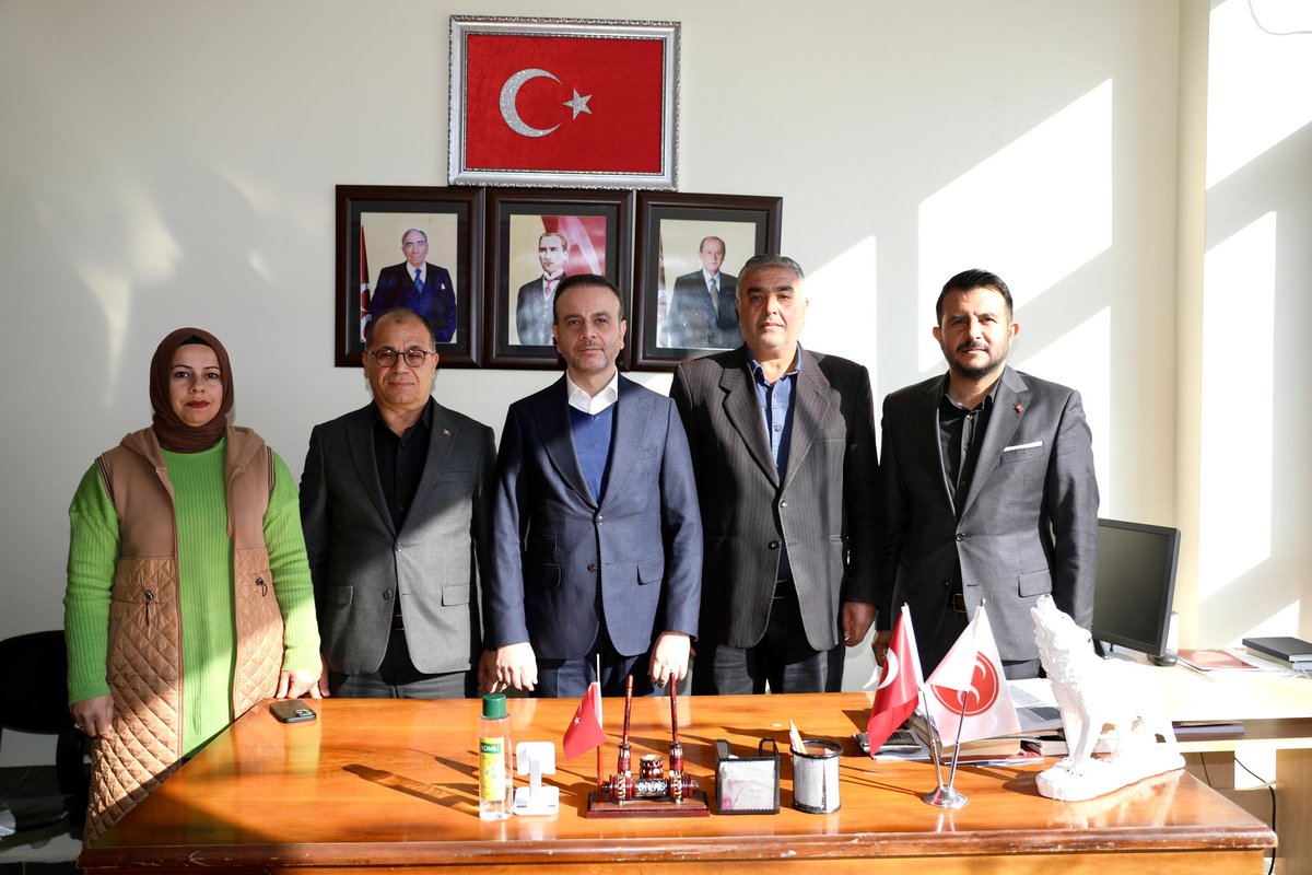 ozangulacti's tweet photo. Cumhur İttifakı ortağımız, MHP Saimbeyli İlçe Başkanı Mehmet Durmuşoğlu ve yönetimini ziyaret ettik. 

Nazik misafirperverlikleri için teşekkür ediyor, çalışmalarında başarılar diliyorum. 

Birlik ve beraberlik içinde hizmet yolunda ilerlemeye devam edeceğiz.

#Cumhurİttifakı https://t.co/dtfTey1zye
