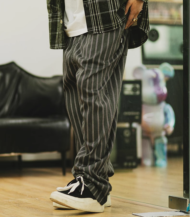 boopdocom's tweet photo. https://t.co/Zkz4gQaNdA

#MensRelaxedFit #StripedPantsTrend #StraightLegStyle #CroppedDressPants #YouthStreetwear #AllDayComfort #SpringFallFashion #MensWardrobeEssentials #ModernWorkwearFusion #LightweightDesign #TailoredForStyle #ChicAndCasual #TrendsetterFashion #sweatpants https://t.co/QcMFzYcEoo