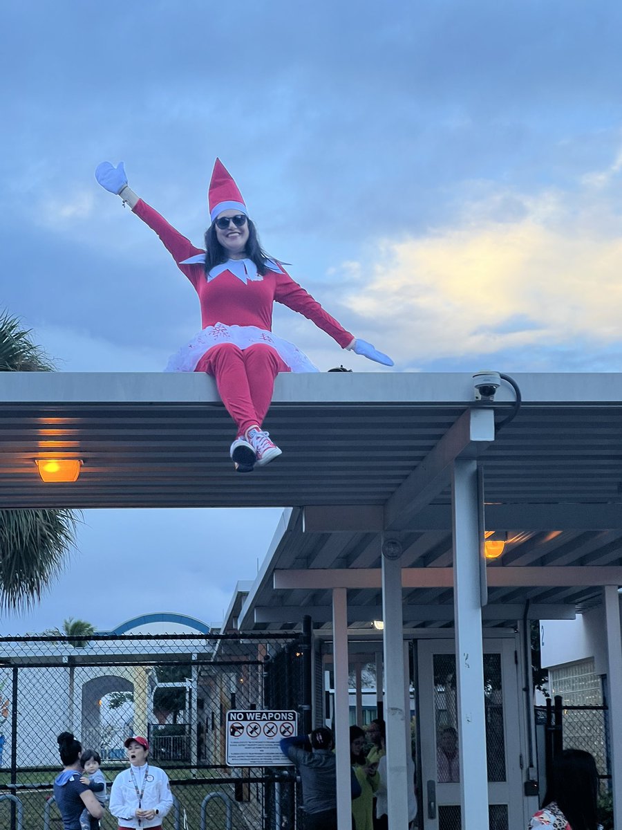 The Elf on the Shelf was watching the <a href="/BelvedereBees/">Belvedere Elementary</a> students arrive to school today! <a href="/amy_tomas_lopez/">Amy Lopez</a>