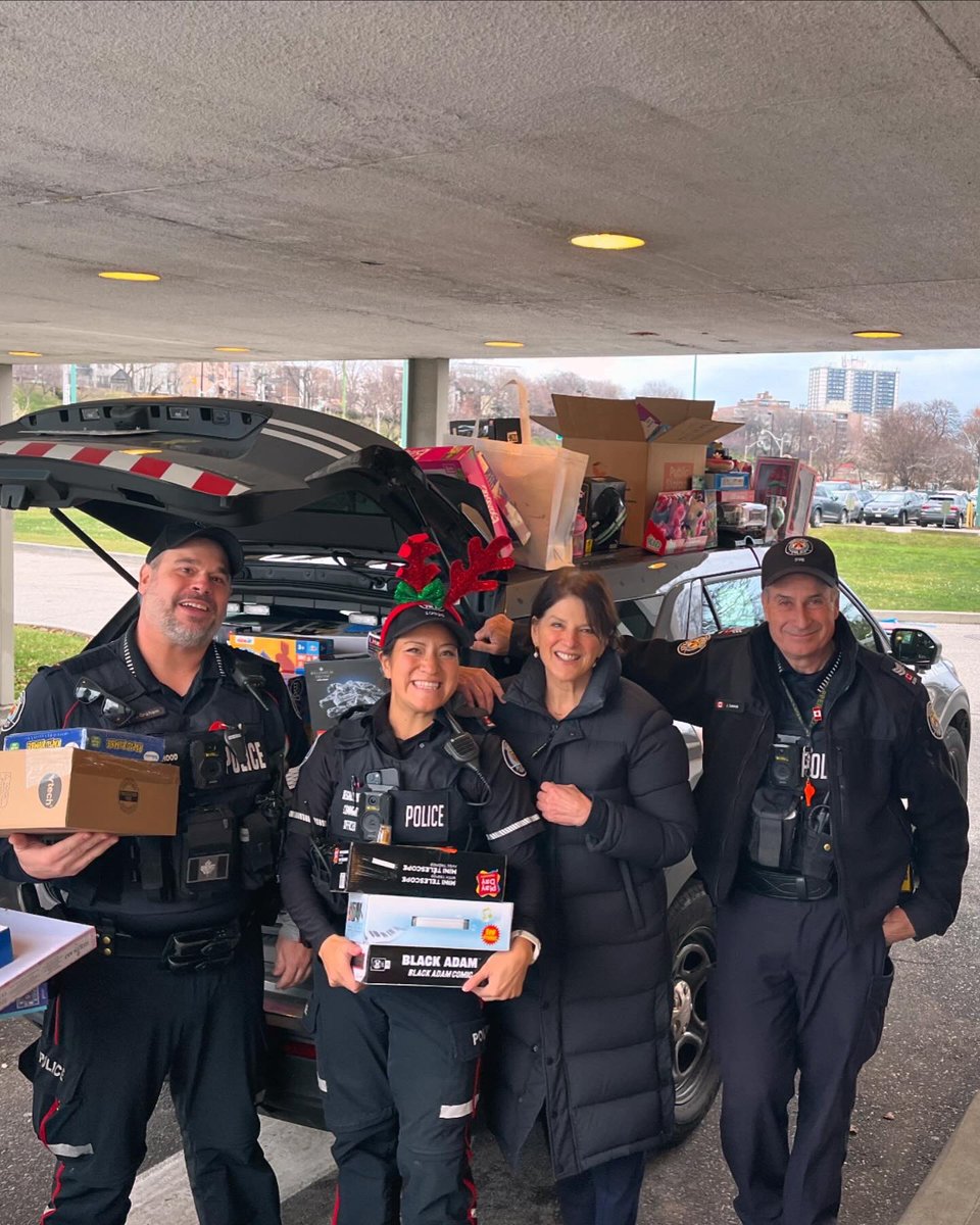 Neighbourhood Officer Amanda tweet media