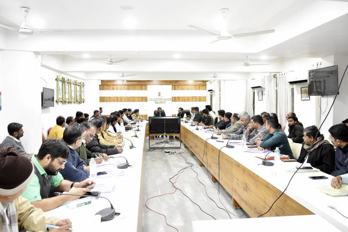 Collector Dahod tweet media