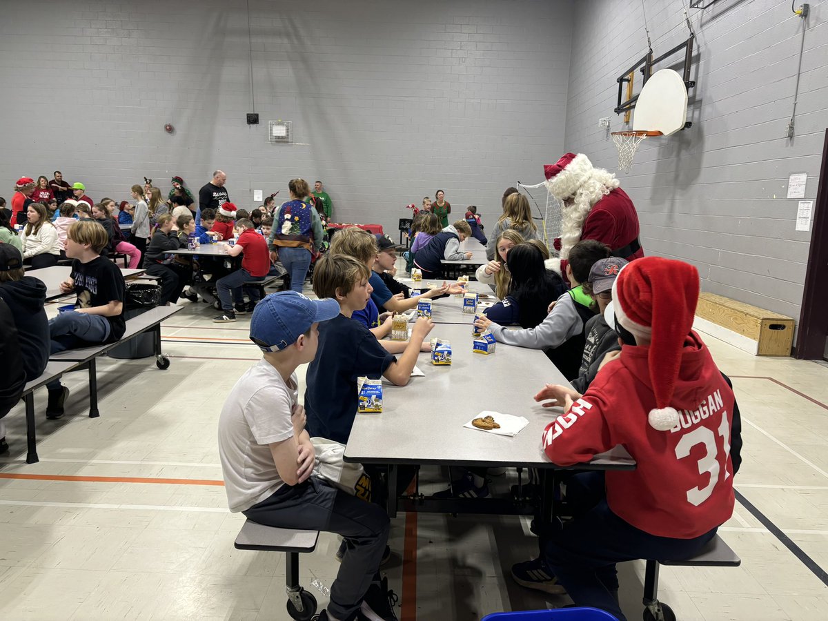 KaylaEvansNL's tweet photo. Merry Christmas From Evans Gr.6! Milk &amp; Cookies with Santa @StEdwardsSchool https://t.co/Z8XQKYvpM0