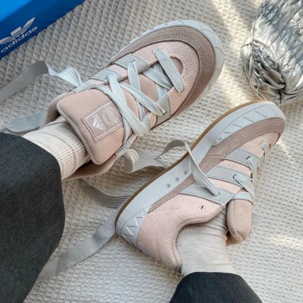xetdaspromocoes's tweet photo. QUEM FALAR QUE ESSE É FEIO TÁ MALUCO

Tênis Adidas Adimatic

De R$ 699 por R$ 329 em 3x
https://t.co/luWt7QBs6e https://t.co/Js1h571CiW
