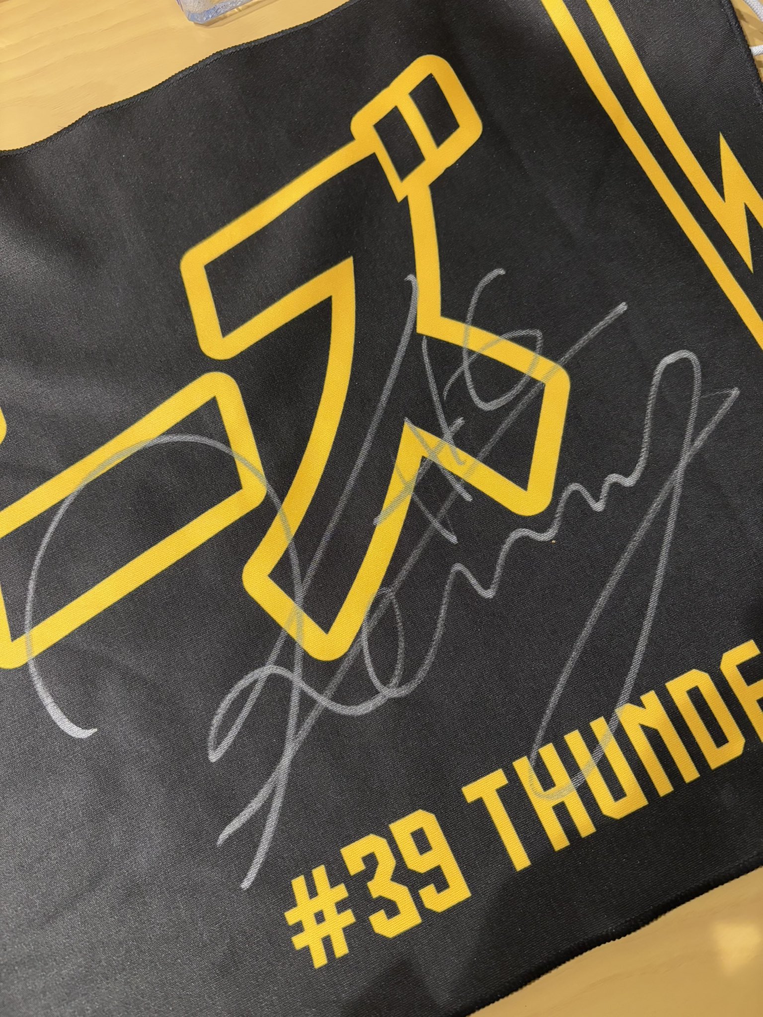 群馬クレインサンダーズ サイン入りタオル きゅんバナナ on X