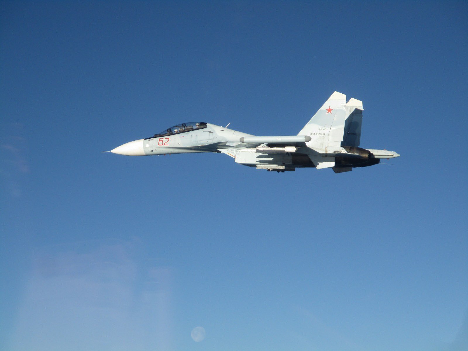 GfFp3U4WQAARtsZ?format=jpg&name=large