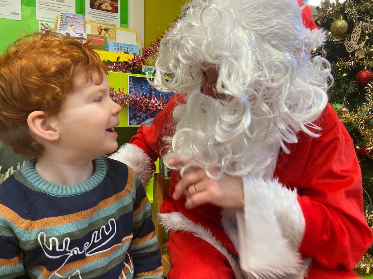 GreenwichLibs's tweet image. We loved seeing Santa Claus during #BabyRhymeTime at #SladeLibrary! Families got into the festive spirit, with songs and themed crafts throughout the week. He’s visiting again on Friday 20 December at 10.30am 🎶 #LoveYourLibrary