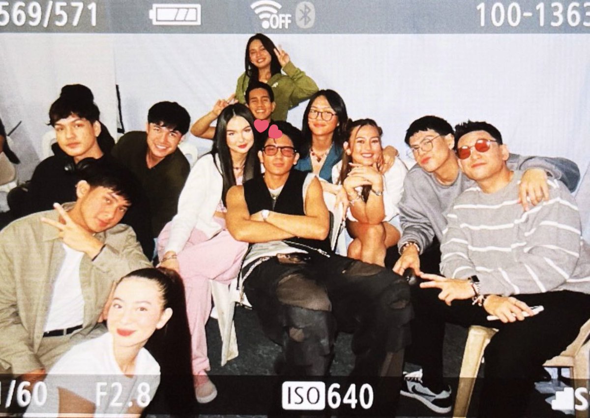 KaiRenTeam's tweet photo. What a great time to be alive! 
Great job today, KaiRenites! 
Team online and Team live! Group hug!

We love you!!! 
@kakaimontinolaa @jarrenglorious 

DECEMBEST ANG KAIREN
#KaiRen https://t.co/3k62xxducs