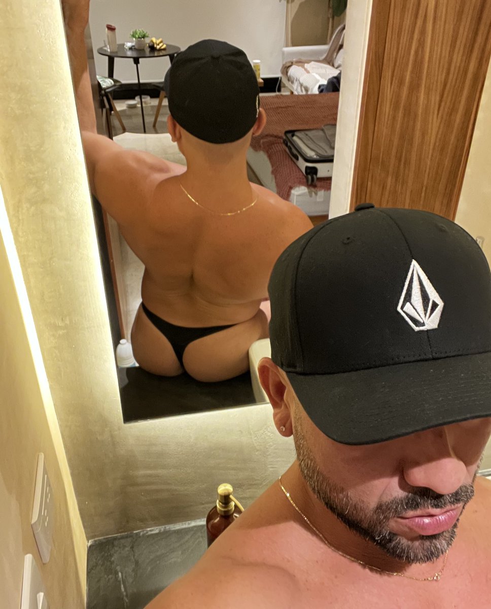 Thonged (@thongedmx) on Twitter photo 