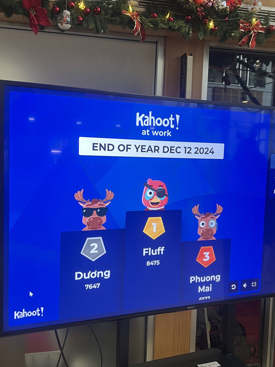 We had a small Xmas gathering with <a href="/UNDPVietNam/">UNDP in Viet Nam</a> colleagues today.

A year of hard work, joy, and gratitude. I’m grateful to be in an organization where we truly care abt each other, &amp; try our best to create even the smallest change for the world! 

(Santa Clause also joined) 🎅🏼🎄