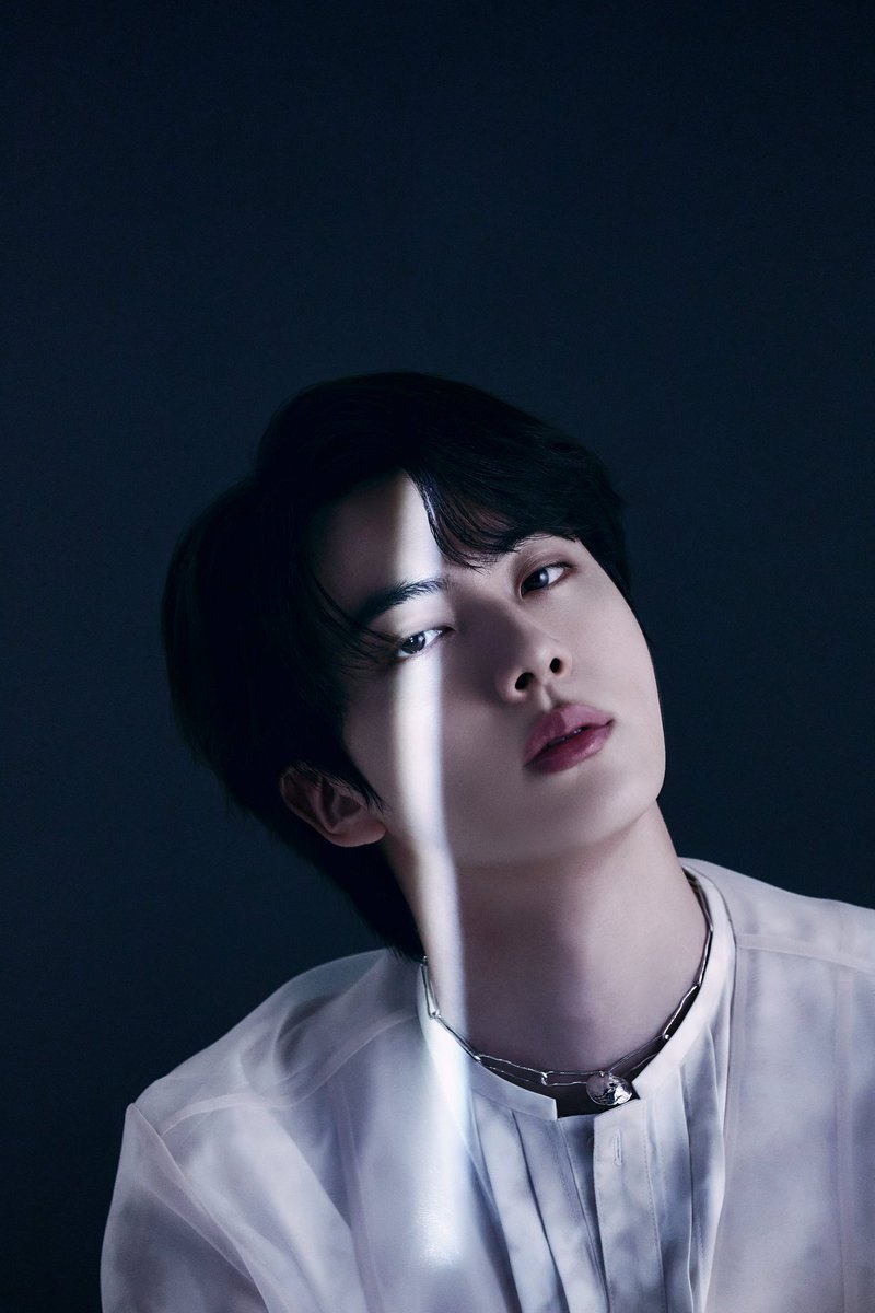 btschartpulse's tweet photo. #JIN joins #JungKook as the ONLY Male K-Acts to hit No.1 on The Official MENA Chart UAE https://t.co/TtMrWScz0t
