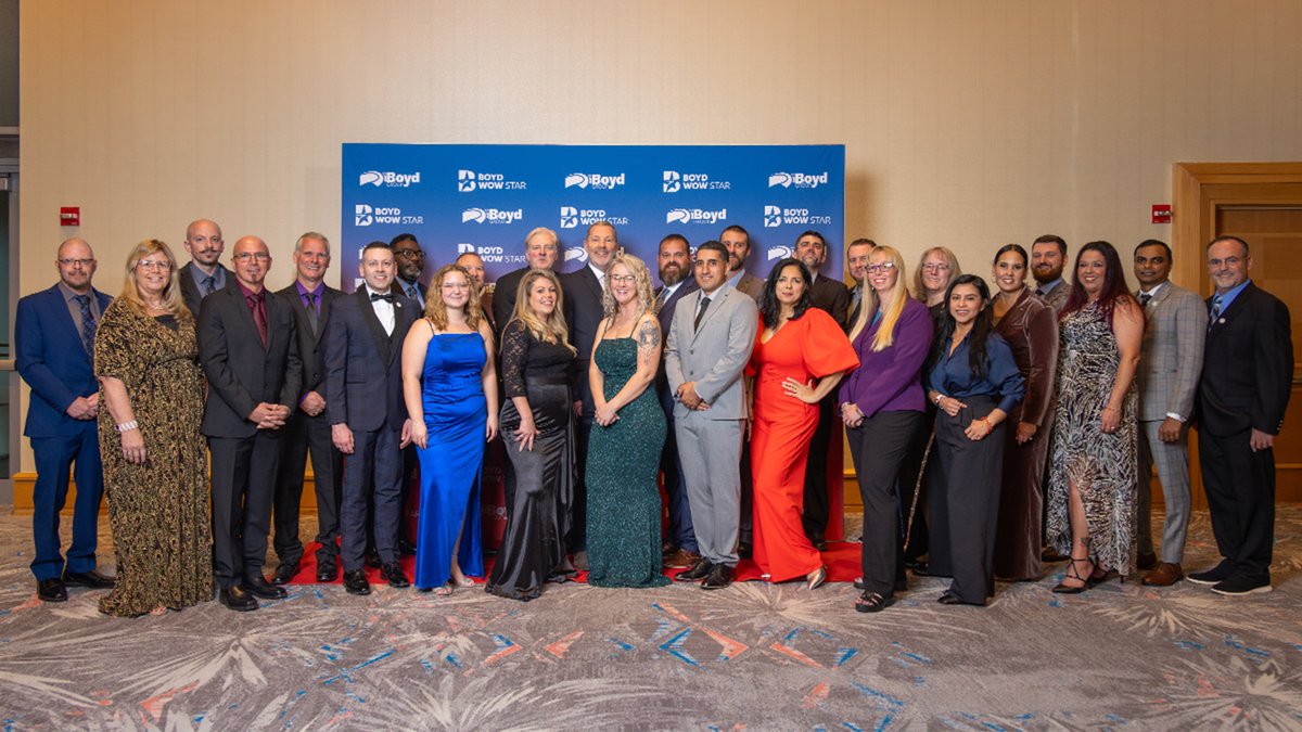 Let’s give a round of roaring applause for our WOW Star winners! Their dedication, teamwork and leadership are the driving forces behind our thriving company culture. Thank you to this year’s standout WOW Stars for your hard work!
#GerberCollisionandGlass #AllInToWin