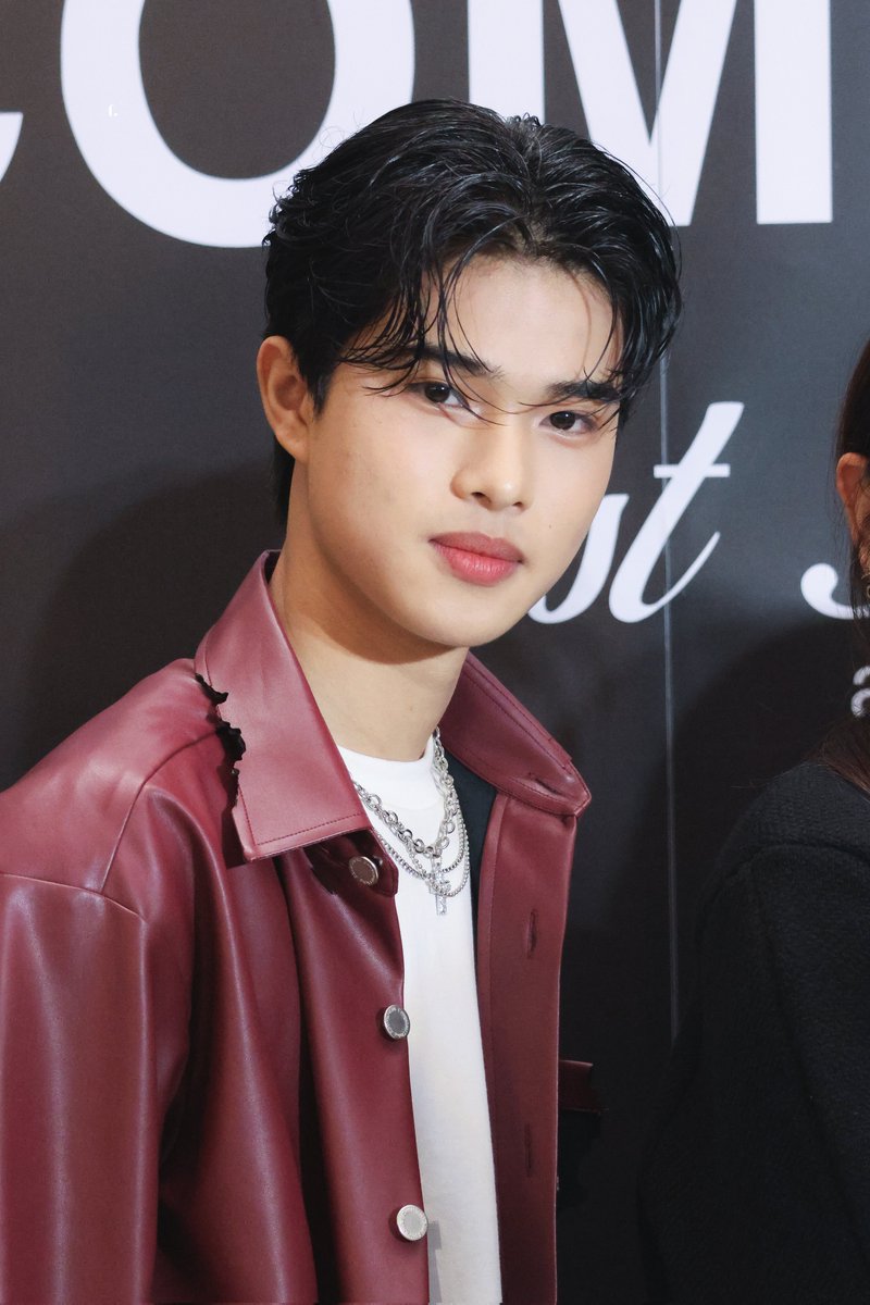 fis94's tweet image. ถูกต้องน้า คนนี้ล่ะถูกต้องมากก 🫡

COMPONENT BANGKOK
#AIPROJECTXCOMPONENT
@bmchanatipp #bmchanatipp