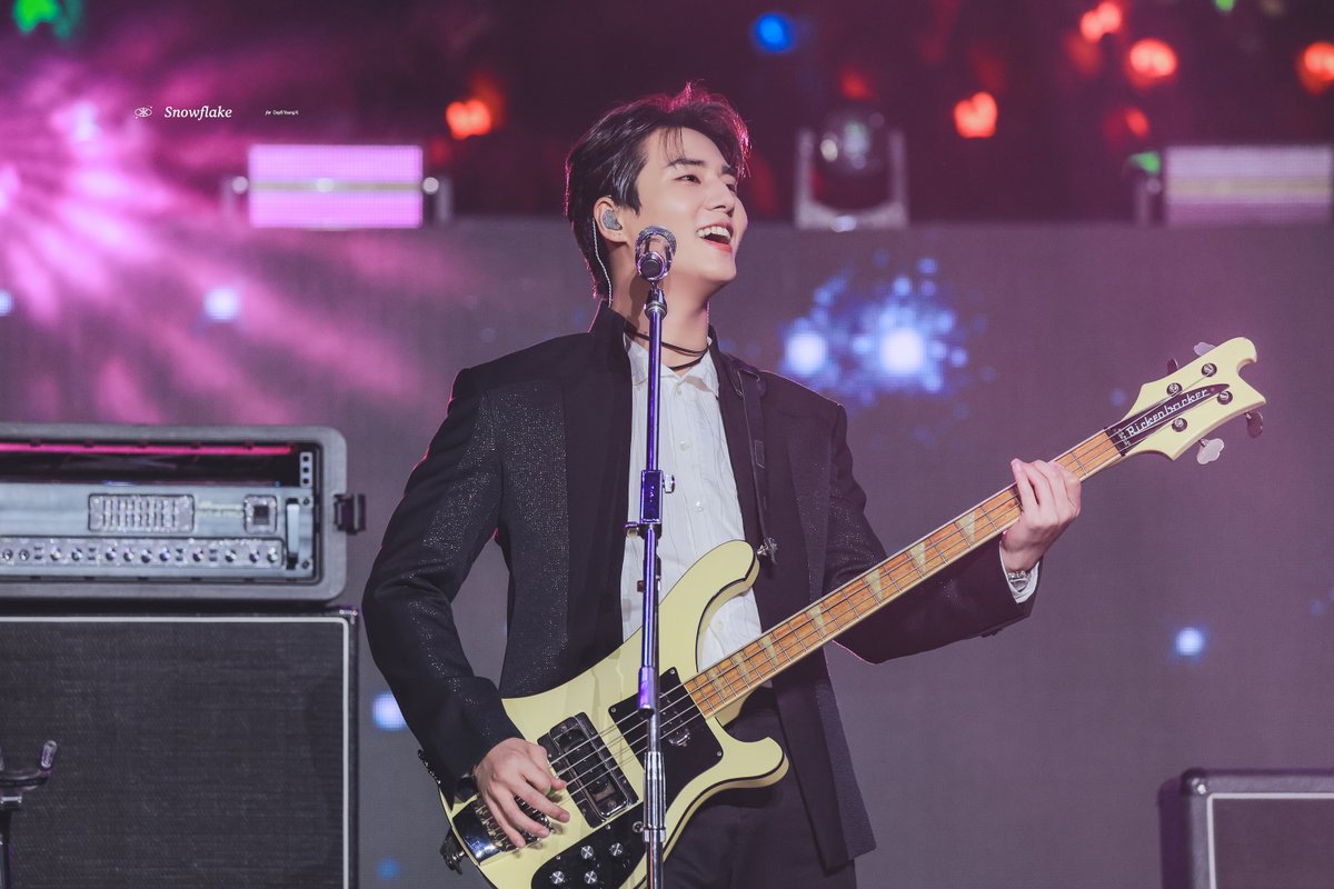 오직 너를 위하여
모든 것에 이름이 있고
기쁨이 있단다
나의 사람아 

생일 축하해 영현아
#빛나는_영현이의_생일을_축하해 
#HAPPY_YOUNGK_DAY