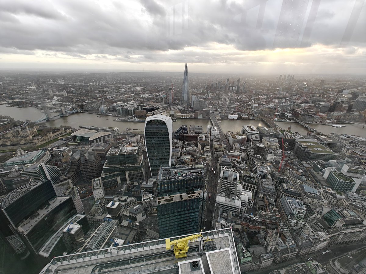 john_seto's tweet photo. Never ceases to amaze me the views from @horizon22B in @22Bishopsgate #viewfrom22 https://t.co/Q2s9Sh35nB