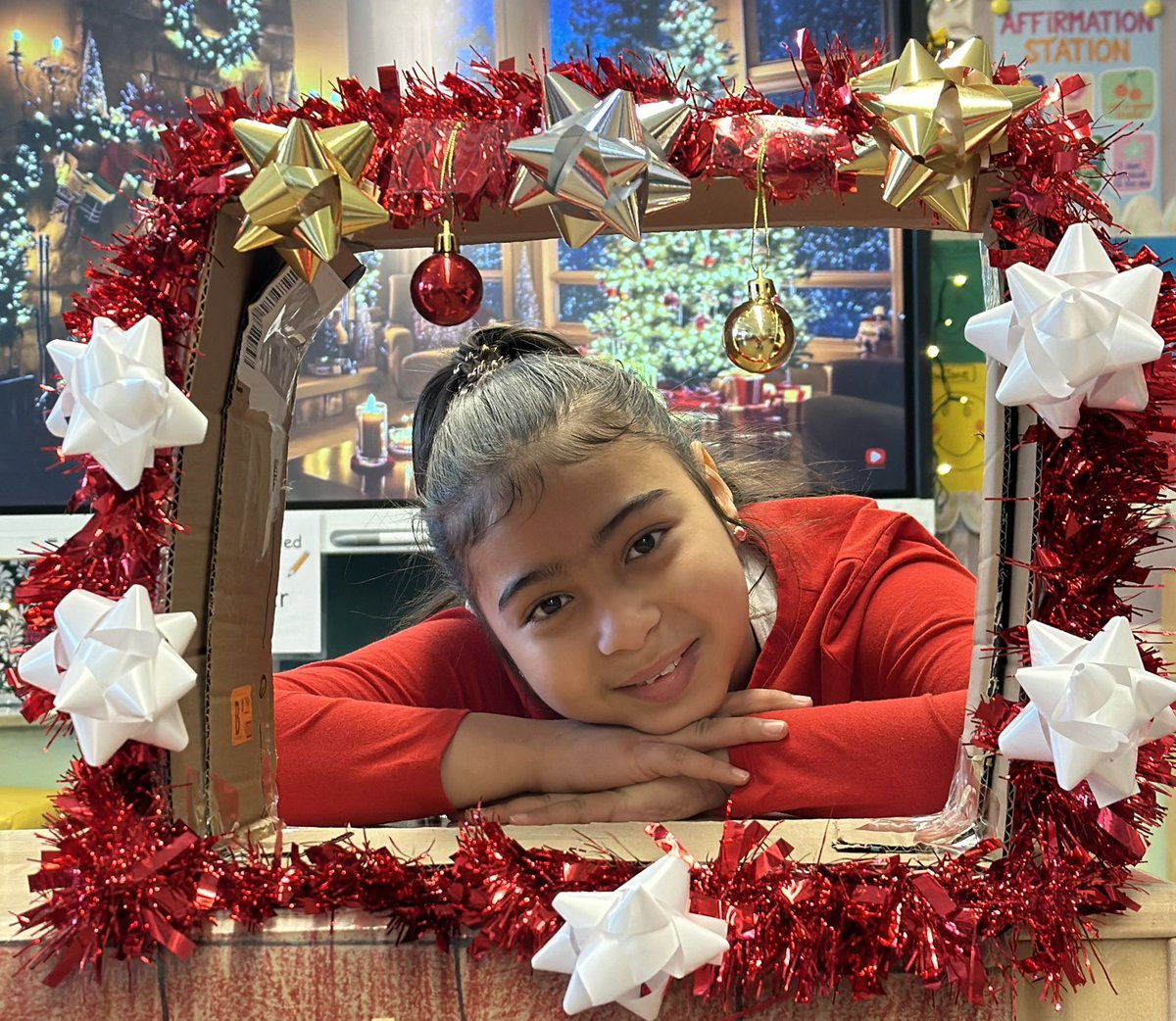 Amelia Nicholasi 📚❤️✏️ tweet media