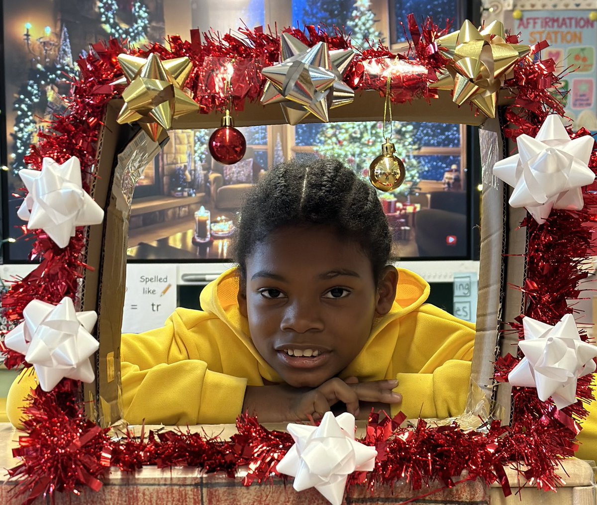 Amelia Nicholasi 📚❤️✏️ tweet media