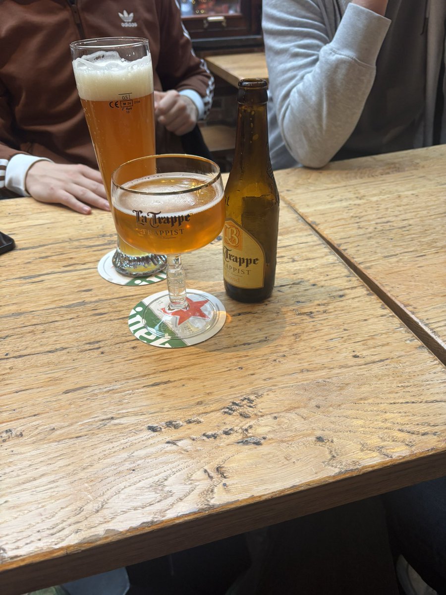 Proost bossi’s, breek de week🍻