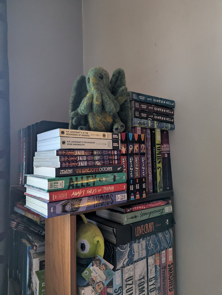 verdant1983's tweet photo. My mum needle felted a Cthulhu for me. It's so cute 😍😍 #cthulhu #crafty #homemade https://t.co/71wTU1sY0P