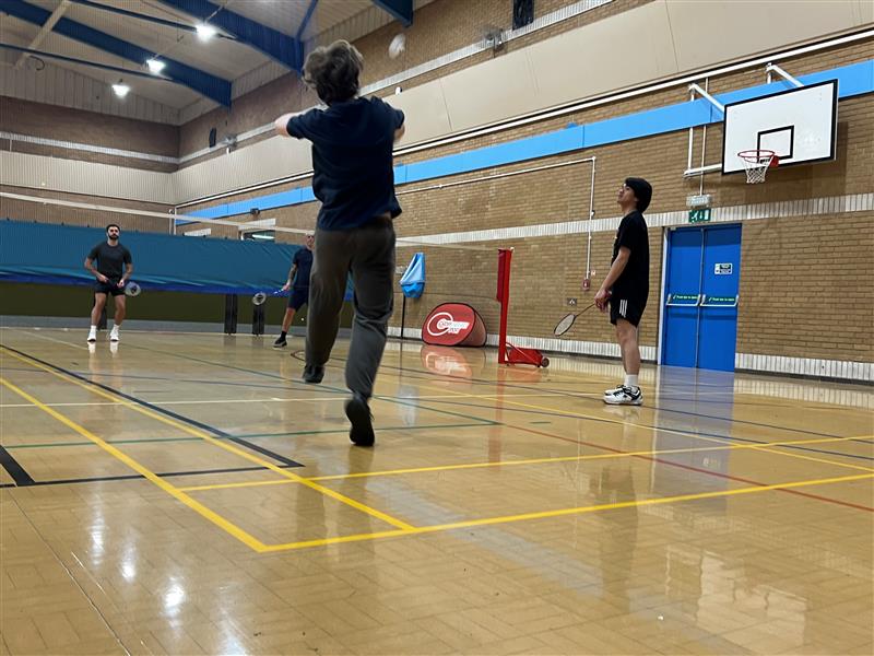Big shout out to Sam Ford for organising our final Racket Club of the year! We had a fantastic time playing badminton, strengthening our connections while enjoying some friendly competition. Thanks, Sam, for bringing us together!