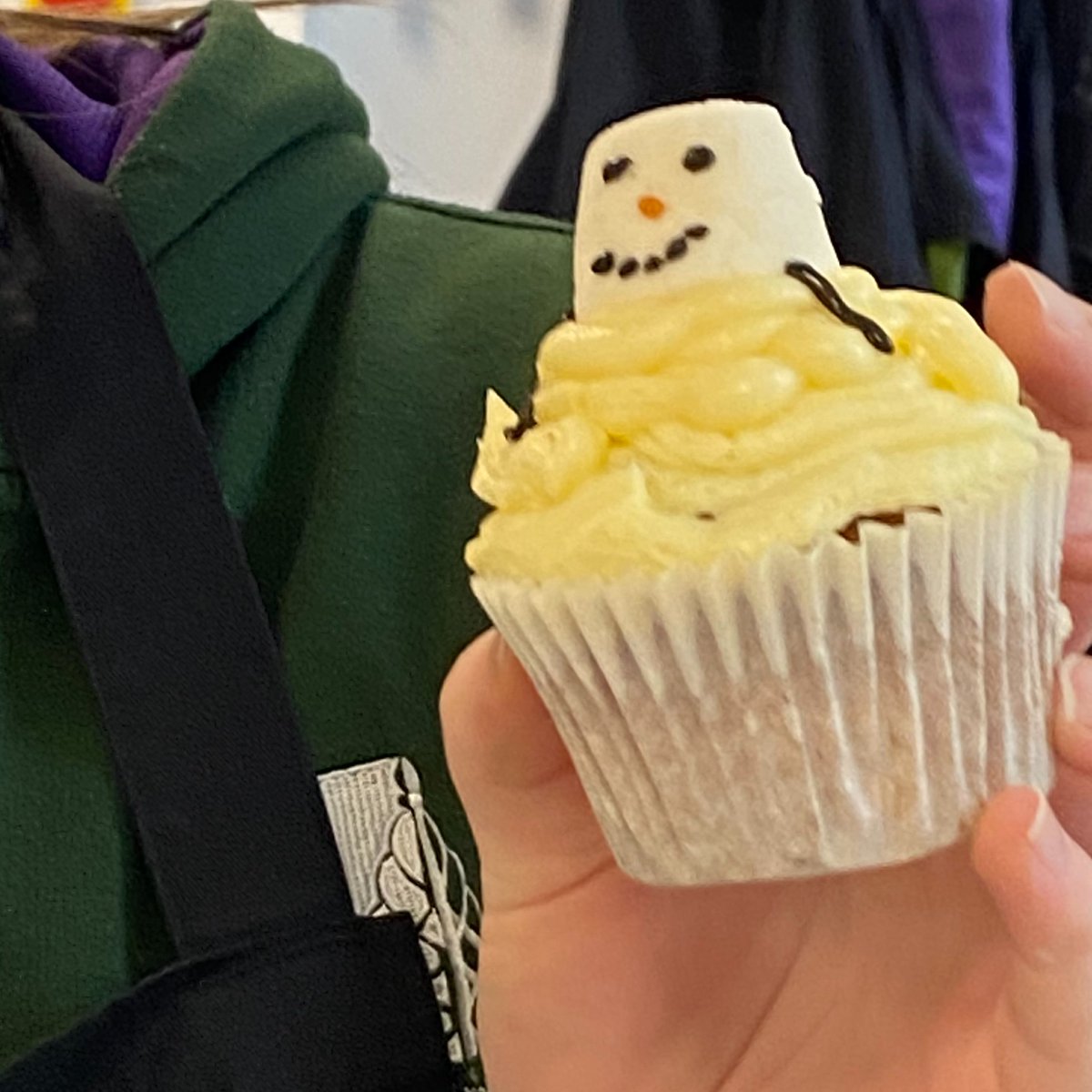 cdstechfaculty's tweet photo. Year 10 have been practising some of the new skills that they have learnt this term making a variety of Christmas dishes 😍🎅🎄 https://t.co/KtpCzAlRw7