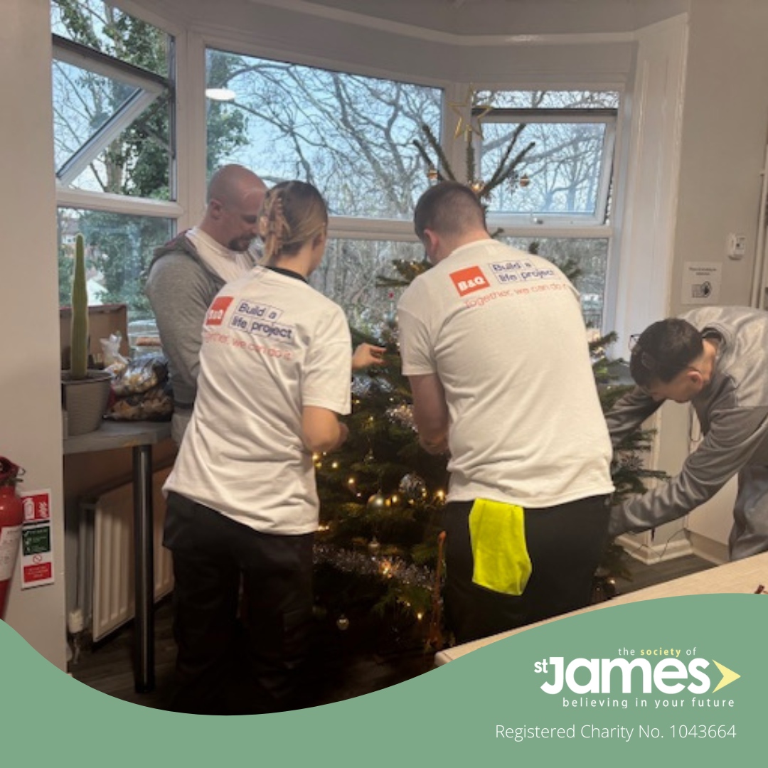 Thank you so much to B&amp;Q for coming into one of our Integrated Offender Management houses and creating such a beautiful Christmas space for our residents to enjoy. 

We really appreciate it and couldn't have done it without you.