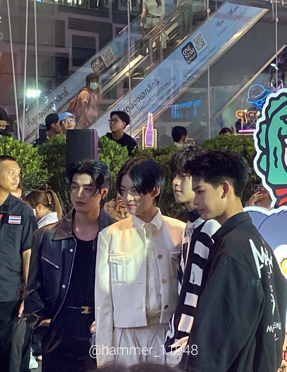 hammer_11948's tweet photo. #njprompt #totothayawat #shane_tnp #SkyPhasith #SiamCenterxLoveSick2024
#SiamCenterARTOfTOΥ #LoveSick2024
#ชุลมุนกางเกงน้ําเงิน https://t.co/T4XE2OvN2z