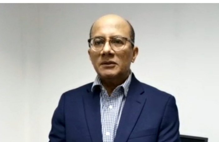 DiarioCoLatino's tweet photo. #Economía | El Banco Mundial revela la pobreza en El Salvador incrementó de 26,8 % en 2019 a 30,3 % en 2023. Mientras que la pobreza extrema pasó del 5 % al 10 % en el mismo período dijo este día el economista Rafael Lemus, en TVX. https://t.co/wIPBuivGSD