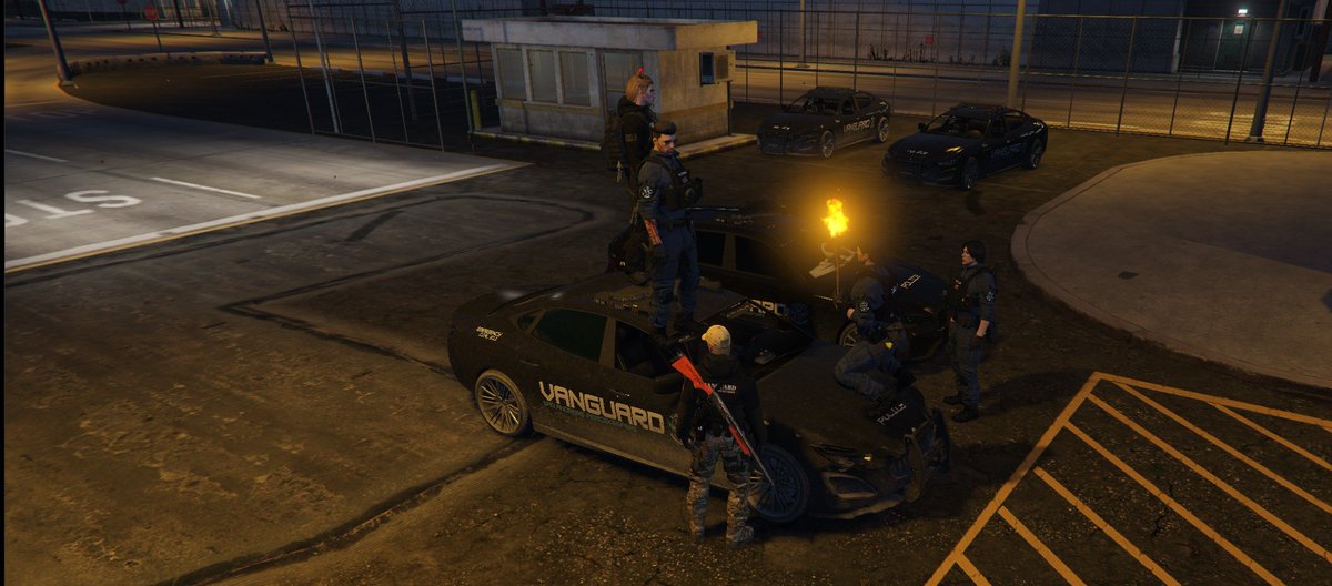 DistinctRP's tweet photo. Our VANGUARD peacekeepers play a vital role in keeping Los Santos safe and clean for it's citizens.
Good news too they are currently recruiting so why not drop on by #DistinctRP and become a peacekeeper today! https://t.co/546ZhV4DZj
