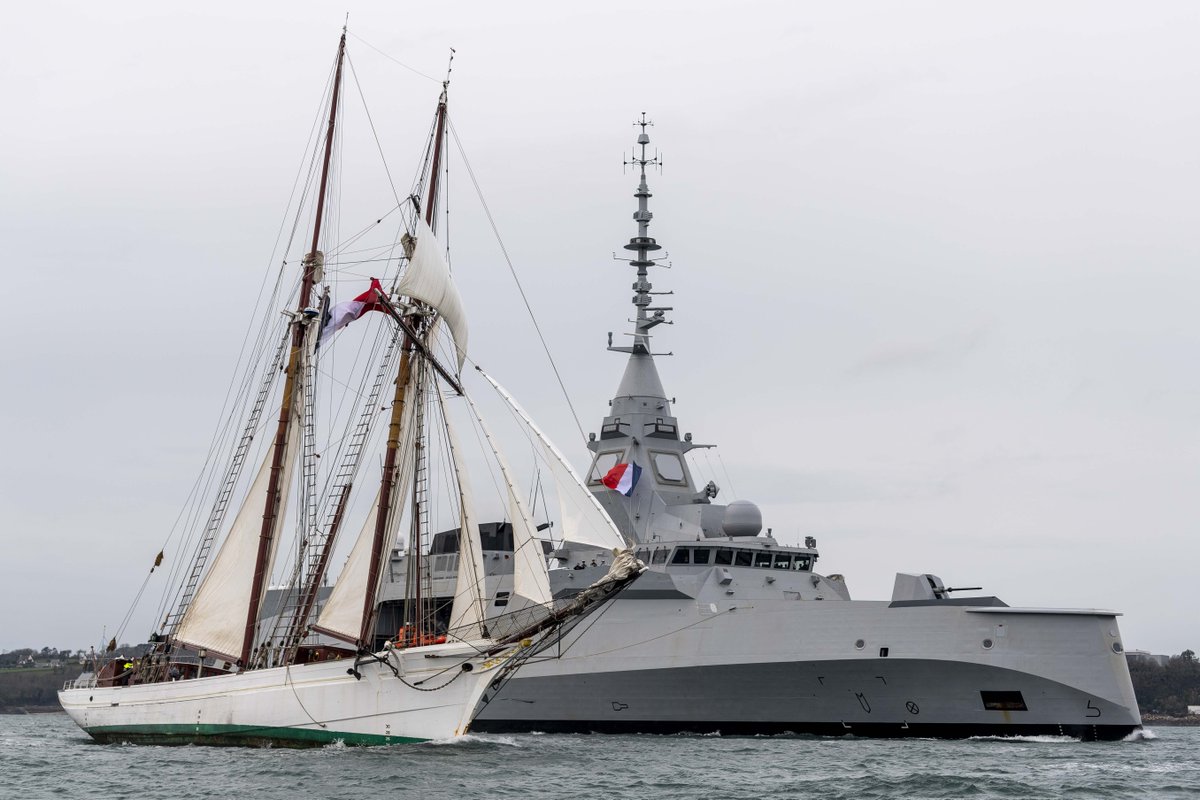 Marine nationale tweet media