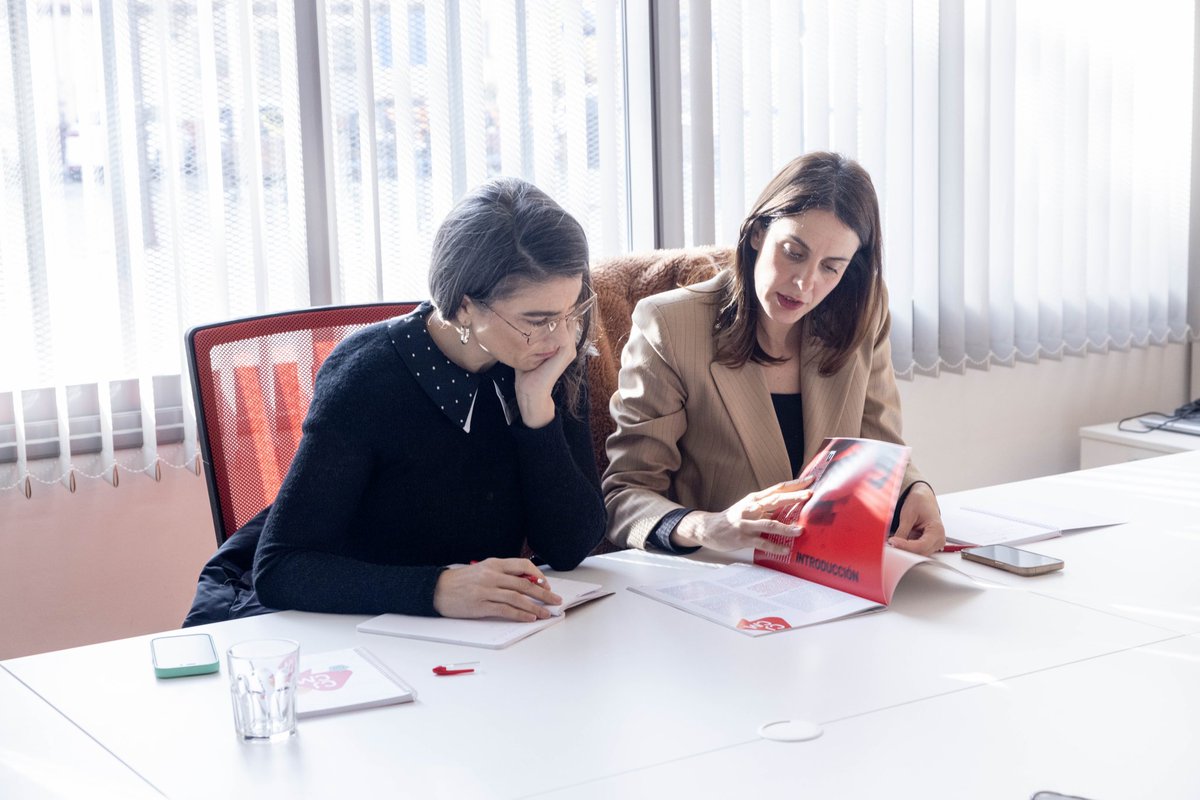 Manuela Bergerot tweet media