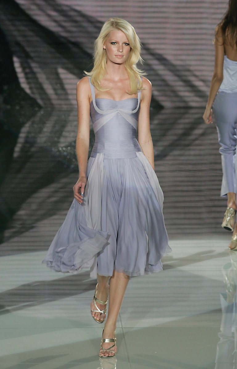 Today I remembered this dress exists yay