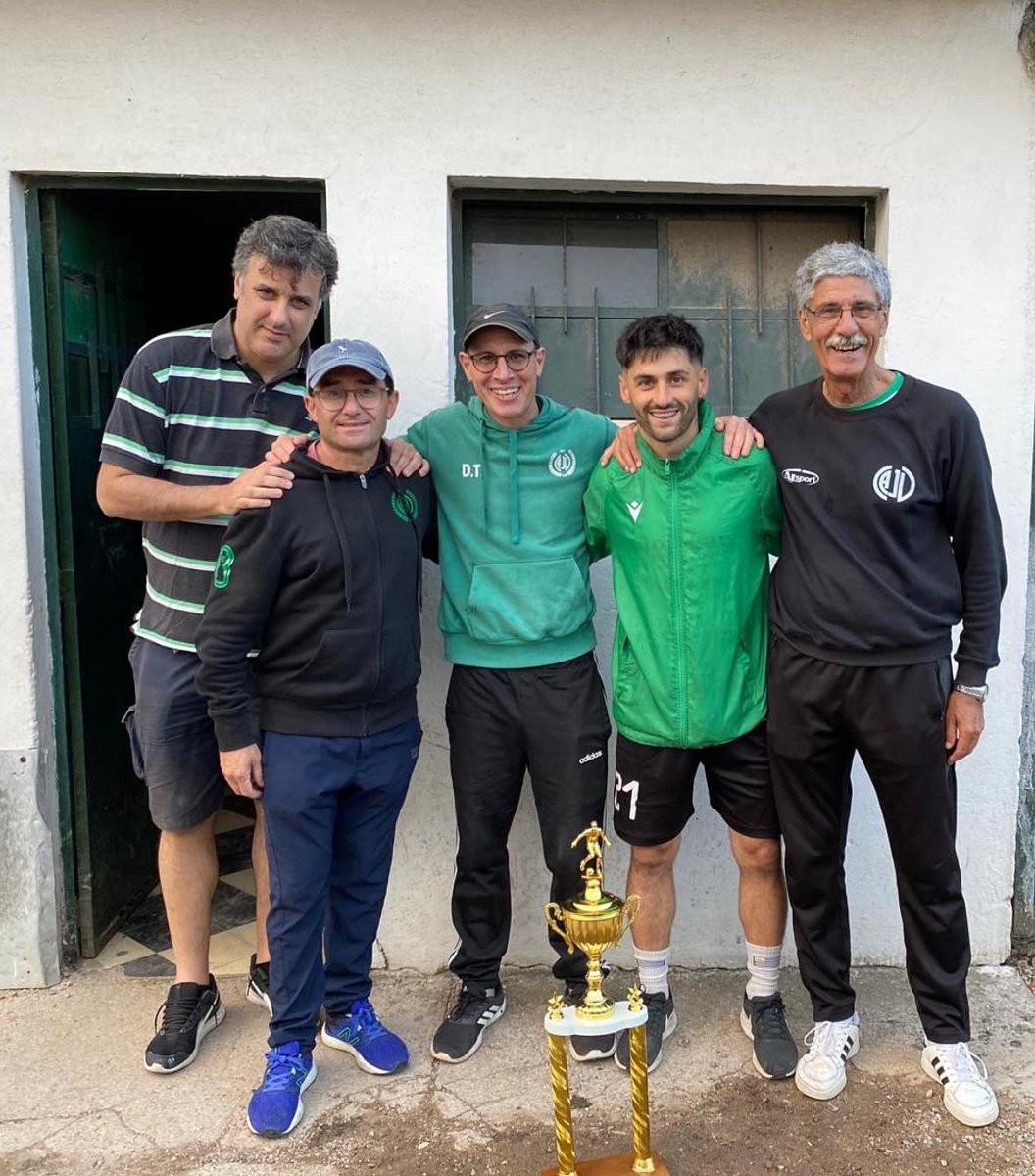 🏆 ¡Salud CAMPEONES! 🏆

Saludamos a Nuestros chicos de Sub 15 y Sub 17 quienes lo dieron todo y se consagraron Campeones en este 2024💚. 

💚💚 Hay Futuro, el club está en buenas manos 💚💚