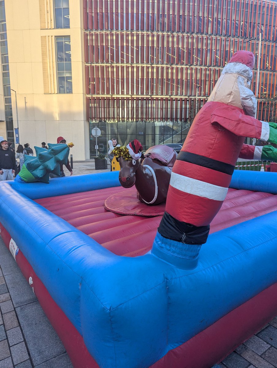 Charlotte Morris (@cbocomms) on Twitter photo Free food and festive tunes? Don't mind if I do! ✨
Absolutely cracking (ahem) afternoon at <a href="/UofGlasgow/">University of Glasgow</a> Christmas food market. Although I gave the bucking bronco a swerve, kudos to those braver than me who managed to hold on for a good minute! Free food and festive tunes? Don't mind if I do! ✨
Absolutely cracking (ahem) afternoon at <a href="/UofGlasgow/">University of Glasgow</a> Christmas food market. Although I gave the bucking bronco a swerve, kudos to those braver than me who managed to hold on for a good minute!