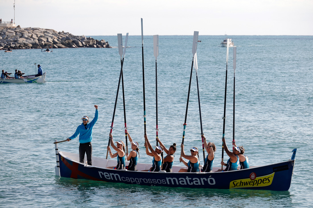 EsportiuMaresme's tweet photo. 🚣‍♀️El @remmataro , campió de Catalunya femení sènior

👉El XXIX Campionat de Catalunya el va organitzar el club mataroní a la platja de Ponent i hi van participar 17 clubs.

👉Informació i reportatge fotogràfic: https://t.co/PGuJwHQySx

@remcatalunya @esportmataro https://t.co/lb0LLUP1A6