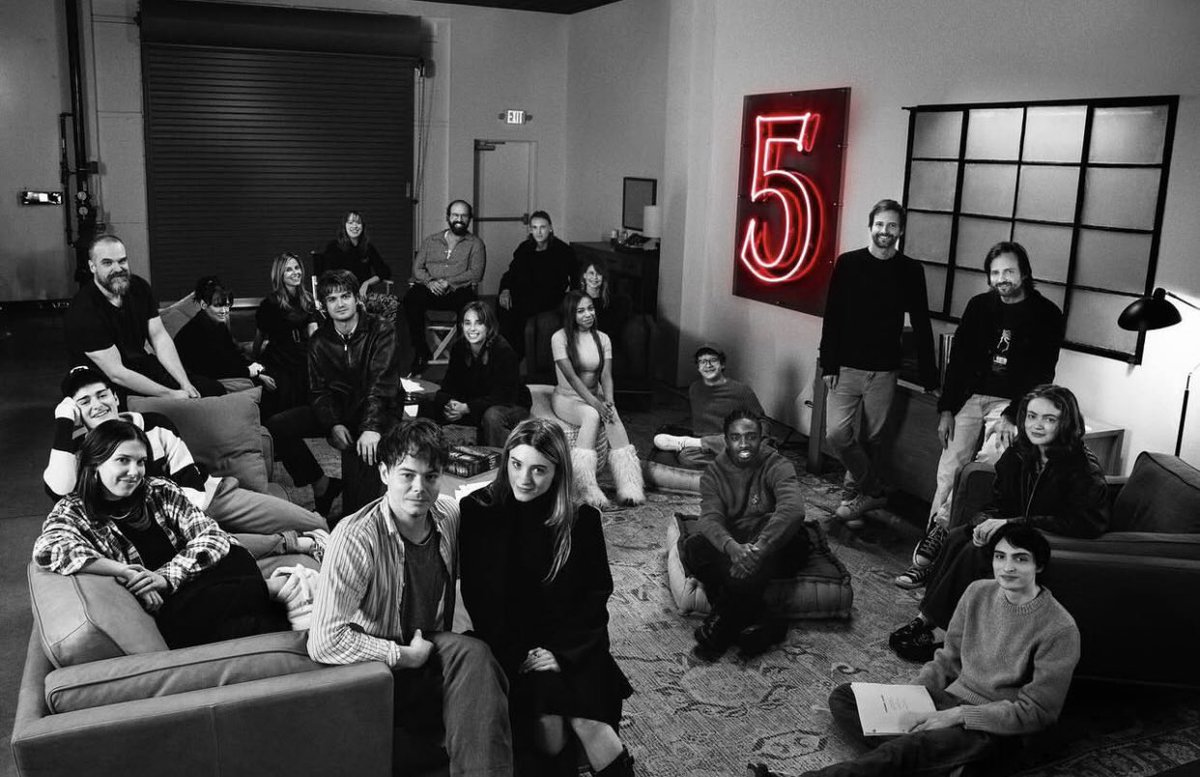 🚨| 'STRANGER THINGS 5' has wrapped filming.

#StrangerThings5