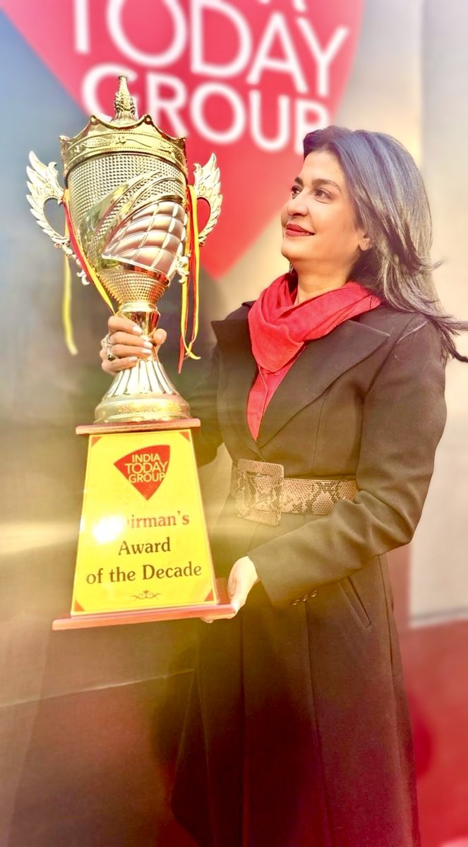 anjanaomkashyap's tweet photo. First ever Award for a first ever show! Honoured to recieve the Chairman’s Award of the decade. ‘The Helicopter shot’ for Lok Sabha elections coverage was a leap of faith. Covering elections like no one else has ever done. Becoming the voice of this country. 100 take offs, a hundred landings, 100 seats, ground reports to mega Rajtilak shows across 13 states and 30 days of continuous travel with 19 rocksolid interviews and the making of a 100 helipads. This wouldnt have been possible without our grand Aajtak team . I share this award with the stringers at every location who helped us shoot beautiful stories from Itra making in Kannauj to Sandeshkhali controversy, from Surat diamond city to Gopalganj, the cameramen who braved 48 Degree centigrade, the producers who managed the stories, the ground team that went on to the final location for 8 pm Rajtilak, the chopper team and our pilots. Truly deserved by a team that is super professional and exceptional. 🚁