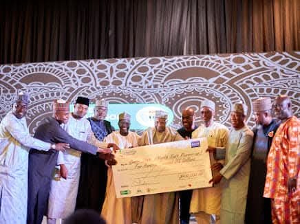 officialHCMng's tweet image. Proud moment! Our biometric solutions were a key driver behind Gombe State's award as Nigeria's Most Innovative State in Primary Healthcare! #GombeState #HealthcareInnovation #BiometricSolutions #HCM #TimeRite #PayRite