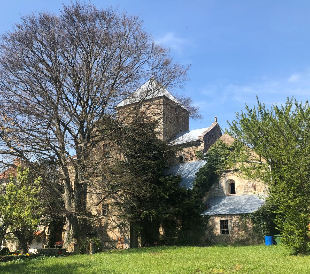 Fondation Mérimée tweet media