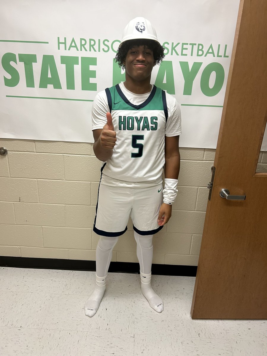 Hoya Basketball (@hoyabball) on Twitter photo Great win to end the first half of the season 41-40. (7-4) going into the break!
<a href="/WillSmith2025/">William Smith</a> 12 PTS 2 AST
<a href="/chasew321_/">c</a> 7 PTS 3 AST
<a href="/jaydsanders24/">Jaylen Sanders</a> 7 PTS
<a href="/BriceJackson225/">Brice Jackson</a> 2 PTS 2 AST
Hard Hat Winner- <a href="/BriceJackson225/">Brice Jackson</a>
Next game: 12/26 @ BSN Classic Tourney
#HardHatHoops Great win to end the first half of the season 41-40. (7-4) going into the break!
<a href="/WillSmith2025/">William Smith</a> 12 PTS 2 AST
<a href="/chasew321_/">c</a> 7 PTS 3 AST
<a href="/jaydsanders24/">Jaylen Sanders</a> 7 PTS
<a href="/BriceJackson225/">Brice Jackson</a> 2 PTS 2 AST
Hard Hat Winner- <a href="/BriceJackson225/">Brice Jackson</a>
Next game: 12/26 @ BSN Classic Tourney
#HardHatHoops