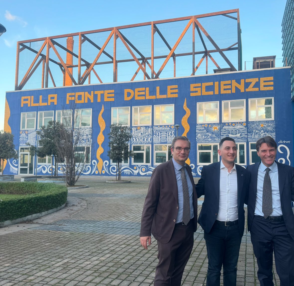 Luca Pierantoni (@lucapierantonie) on Twitter photo Ho oggi il piacere di accogliere in Italia un membro della nuova <a href="/EU_Commission/">European Commission</a> nella sua prima missione nel paese. Ha scelto la nostra città: Napoli. Prima visita: centro tecnologico della <a href="/UninaIT/">Unina Federico II</a> . Napoli all'avanguardia. Benvenuto <a href="/GlennMicallef/">Glenn Micallef</a> Ho oggi il piacere di accogliere in Italia un membro della nuova <a href="/EU_Commission/">European Commission</a> nella sua prima missione nel paese. Ha scelto la nostra città: Napoli. Prima visita: centro tecnologico della <a href="/UninaIT/">Unina Federico II</a> . Napoli all'avanguardia. Benvenuto <a href="/GlennMicallef/">Glenn Micallef</a>