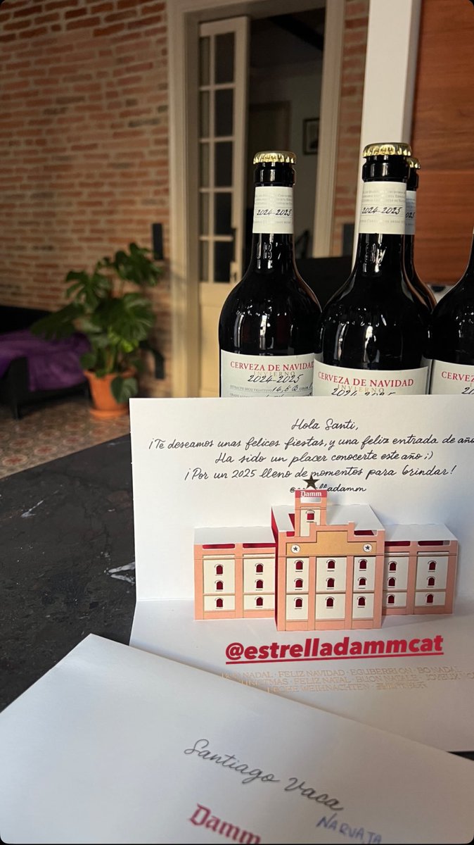 ✧･ﾟ📷: Santi en sus historias de Instagram!