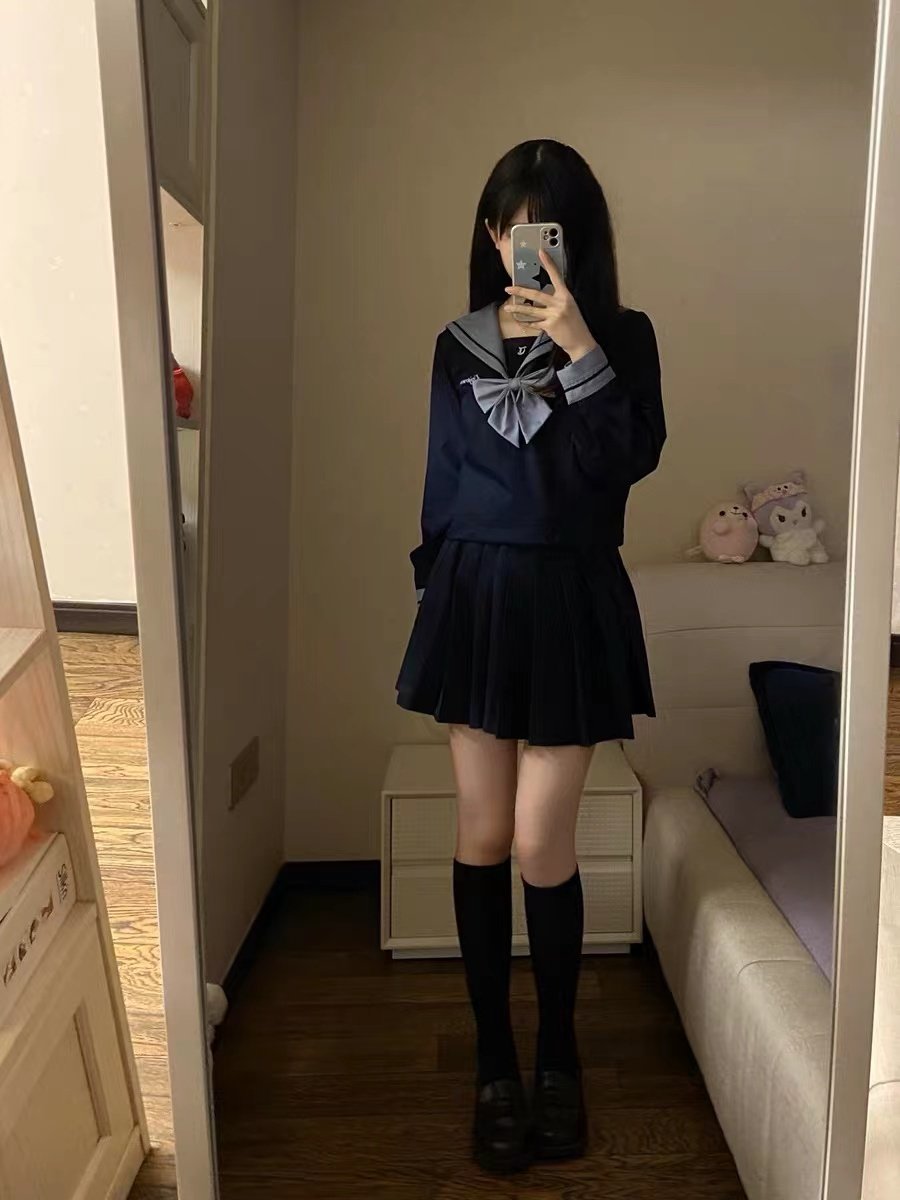 #上海
年龄(年份):01年
身高体重罩杯:165 96 b
主动水多，温柔配合，口活好，腰细屁股翘，女友感，声音好听，会玩～
Q：1502943702
V：beizhe13
✈️:https://t.co/XGBWQiEQgX https://t.co/NLKZTVRB9f