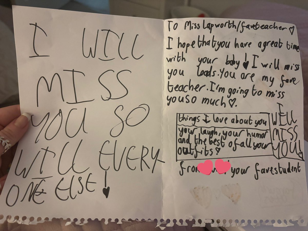 Mrs Moore tweet media