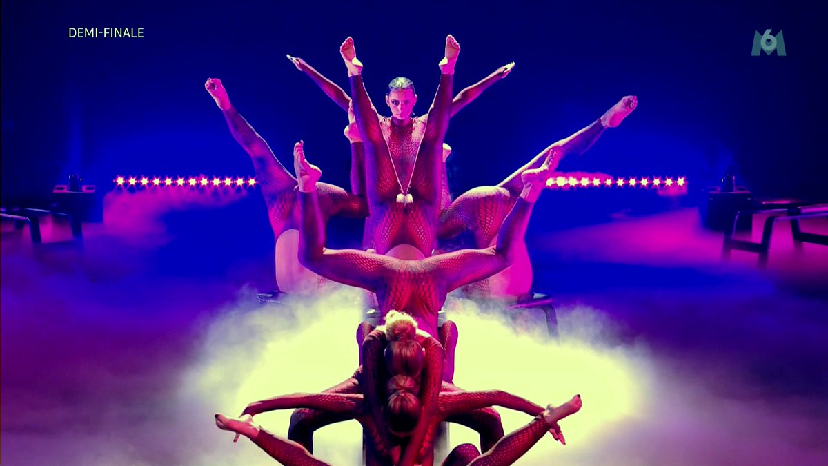 tweetolivier's tweet photo. #LFAUIT #Inverdance La danse inversée je' n'étais pas conquis la fois précédente J'attends la suite
ça reste de la natation synchronisée sans eau
Un peu plus conquis cette fois Un numéro préparé en 1 semaine Chapeau! https://t.co/dAorYjP8VS